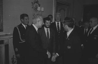 Il Presidente della Repubblica Francesco Cossiga incontra i  componenti della "Ancient and Honorable Artillery Company of Boston"