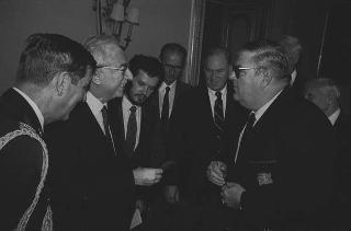 Il Presidente della Repubblica Francesco Cossiga incontra i  componenti della "Ancient and Honorable Artillery Company of Boston"