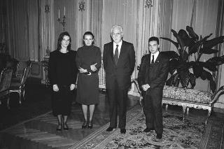 Il Presidente della Repubblica Francesco Cossiga incontra  Bruno Visentini, presidente del Premio Letterario Giovanni Comisso, con promotori, giuria e vincitori della IX edizione del Premio