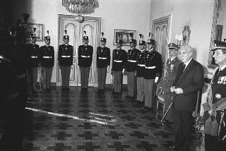 Incontro con una delegazione di allievi dell'Accademia militare di Modena, in servizio di Guardia d'Onore al Palazzo del Quirinale