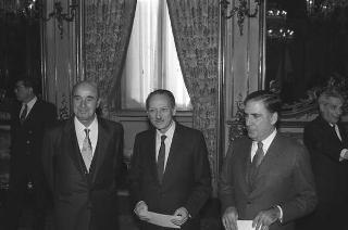 Il Presidente della Repubblica Francesco Cossiga durante la cerimonia di Giuramento dei nuovi giudici costituzionali: Mauro Ferri, Luigi Mengoni e Enzo Cheli