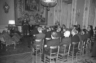 Il Presidente della Repubblica Francesco Cossiga riceve Nerio Nesi, presidente della Banca nazionale del lavoro, con il Consiglio d'amministrazione