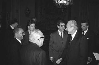 Incontro del Presidente della Repubblica Francesco Cossiga con Ton Frinking e Peter Corterier, rispettivamente presidente e segretario generale dell'Assemblea dell'Atlantico del Nord, accompagnati dall' on. Mariano Rumor, presidente della delegazione italiana presso l'Assemblea