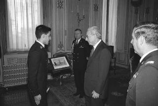 Incontro con una delegazione di allievi dell'Accademia Navale di Livorno, in servizio di Guardia d'Onore al Palazzo del Quirinale