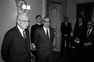 Adolfo Battaglia, ministro dell'industria, commercio e artigianato, con il Consiglio nazionale dell'artigianato