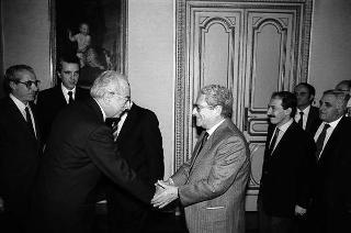 Adolfo Battaglia, ministro dell'industria, commercio e artigianato, con il Consiglio nazionale dell'artigianato