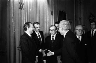 Incontro del Presidente della Repubblica Francesco Cossiga con Oleg Griniewsky, ambasciatore dell'URSS, con Nikolai M. Lunkov, ambasciatore URSS a Roma e Andrea Ngrotto Cambiaso, vice direttore generale degli affari politici del Ministero degli affari esteri