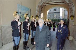 Visita del Presidente della Repubblica Francesco Cossiga alle Caserme dell'Ufficio Presidenziale della Polizia di Stato, del Nucleo Carabinieri Presidenziale e dei Carabinieri Guardie del Presidente della Repubblica