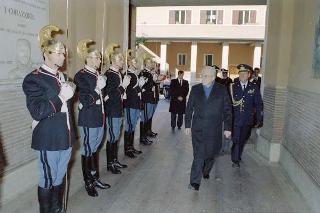 Visita del Presidente della Repubblica Francesco Cossiga alle Caserme dell'Ufficio Presidenziale della Polizia di Stato, del Nucleo Carabinieri Presidenziale e dei Carabinieri Guardie del Presidente della Repubblica