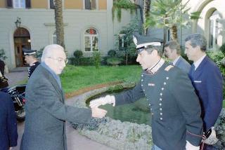 Visita del Presidente della Repubblica Francesco Cossiga alle Caserme dell'Ufficio Presidenziale della Polizia di Stato, del Nucleo Carabinieri Presidenziale e dei Carabinieri Guardie del Presidente della Repubblica