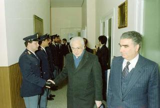 Visita del Presidente della Repubblica Francesco Cossiga alle Caserme dell'Ufficio Presidenziale della Polizia di Stato, del Nucleo Carabinieri Presidenziale e dei Carabinieri Guardie del Presidente della Repubblica