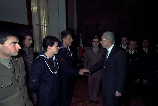 Visita del Presidente della Repubblica Francesco Cossiga alle Caserme dell'Ufficio Presidenziale della Polizia di Stato, del Nucleo Carabinieri Presidenziale e dei Carabinieri Guardie del Presidente della Repubblica