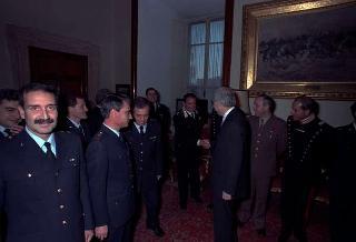 Visita del Presidente della Repubblica Francesco Cossiga alle Caserme dell'Ufficio Presidenziale della Polizia di Stato, del Nucleo Carabinieri Presidenziale e dei Carabinieri Guardie del Presidente della Repubblica