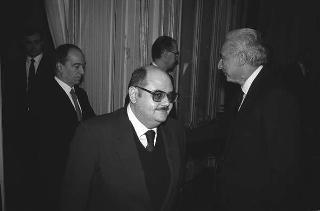 Incontro del Presidente della Repubblica Francesco Cossiga con  Manlio Gemozzi, presidente della Cassa per il credito alle imprese artigiane, con una delegazione dell'Istituto, in occasione del 40° anniversario dell'Artigiancassa