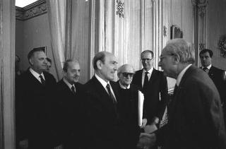 Udienza del Presidente della Repubblica Francesco Cossiga con  la professoressa Tullia Zevi, presidente dell'Unione comunità israelitiche italiane, Alberto Levy, segretario dell'Unione, e  Dario Tedeschi, per consegnare una copia dello Statuto dell'ebraismo italiano