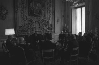Udienza del Presidente della Repubblica Francesco Cossiga con  la professoressa Tullia Zevi, presidente dell'Unione comunità israelitiche italiane, Alberto Levy, segretario dell'Unione, e  Dario Tedeschi, per consegnare una copia dello Statuto dell'ebraismo italiano