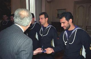 Incontro con una delegazione di allievi della Scuola sottufficiali della Marina militare di Taranto, in servizio di Guardia d'Onore al Palazzo del Quirinale
