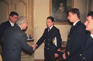 Incontro con una delegazione di allievi della Scuola sottufficiali della Marina militare di Taranto, in servizio di Guardia d'Onore al Palazzo del Quirinale