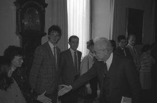 Il Presidente della Repubblica Francesco Cossiga incontra Paolo Armaroli, docente di diritto parlamentare all'Università di Genova
