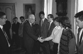 Il Presidente della Repubblica Francesco Cossiga incontra Paolo Armaroli, docente di diritto parlamentare all'Università di Genova