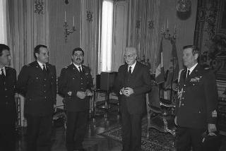 Incontro con una delegazione di allievi dell'Accademia Aeronautica di Pozzuoli, in servizio di Guardia d'Onore al Palazzo del Quirinale