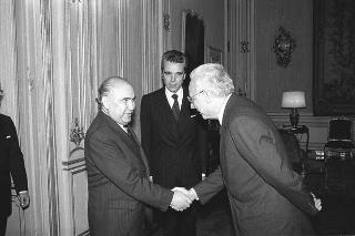 Incontro del Presidente della Repubblica Francesco Cossiga con NigroLev Tolkunov, presidente dell'Unione del Soviet Supremo dell'URSS, con una delegazione parlamentare, accompagnato dall'ambasciatore dell'URSS a Roma Nikolai M. Lunkov e da Luigi Franza, sottosegretario agli affari esteri
