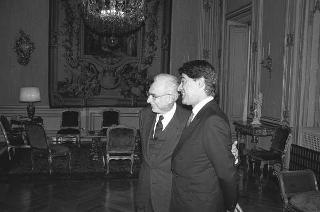 Incontro del Presidente della Repubblica Francesco Cossiga con NigroLev Tolkunov, presidente dell'Unione del Soviet Supremo dell'URSS, con una delegazione parlamentare, accompagnato dall'ambasciatore dell'URSS a Roma Nikolai M. Lunkov e da Luigi Franza, sottosegretario agli affari esteri