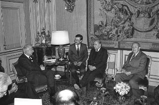 Incontro del Presidente della Repubblica Francesco Cossiga con NigroLev Tolkunov, presidente dell'Unione del Soviet Supremo dell'URSS, con una delegazione parlamentare, accompagnato dall'ambasciatore dell'URSS a Roma Nikolai M. Lunkov e da Luigi Franza, sottosegretario agli affari esteri