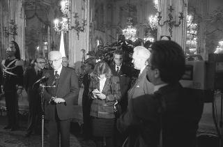 Il Presidente della Repubblica Francesco Cossiga incontra Herbert Schambeck, presidente del Consiglio Federale della Repubblica d'Austria, con una delegazione di parlamentari
