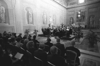 Concerto del Coro da Camera di Milano della Civica Scuola di musica, diretto dal Maestro Mino Bordignon, Cappella Paolina
