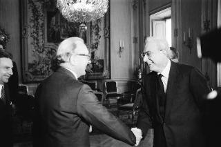 Incontro e colazione con il Segretario Generale della NATO Lord Carrington e signora