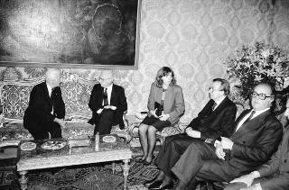 Colloquio e successiva colazione con il Presidente della Repubblica Federale di Germania von Weizsacker e signora