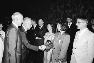 Incontro con i partecipanti alla cerimonia celebrativa del XXV anniversario di fondazione del Programma Alimentare Mondiale