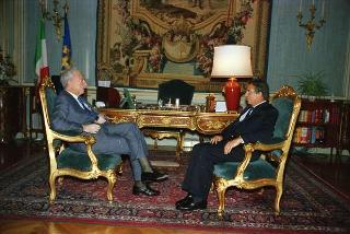 Il Presidente della Repubblica Francesco Cossiga riceve Maurizio Moreno, nuovo ambasciatore d'Italia a Dakar