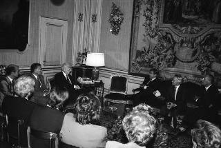 Udienza del Presidente della Repubblica Francesco Cossiga con Gianfranco Imperatori, presidente dell'Associazione italiana contro le leucemie, con una rappresentanza del sodalizio