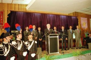 Il Presidente della Repubblica Francesco Cossiga durante il viaggio in Australia e Nuova Zelanda (7-21 ottobre 1988)