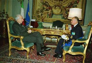 Il Presidente della Repubblica Francesco Cossiga riceve la visita di congedo dell'Ammiraglio di Squadra Marcello Vinciguerra