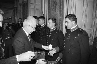 Incontro con una delegazione di allievi dell'Accademia militare di Modena, in servizio di Guardia d'Onore al Palazzo del Quirinale