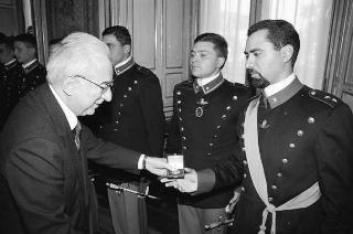 Incontro con una delegazione di allievi dell'Accademia militare di Modena, in servizio di Guardia d'Onore al Palazzo del Quirinale
