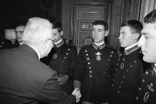Incontro con una delegazione di allievi dell'Accademia militare di Modena, in servizio di Guardia d'Onore al Palazzo del Quirinale