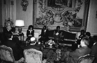 Il Presidente della Repubblica Francesco Cossiga riceve Martin Bongo, ministro degli affari esteri della Repubblica del Gabon