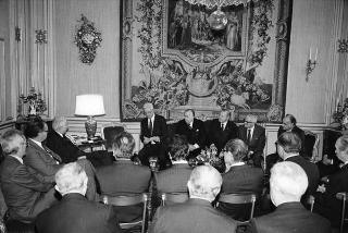 Franzo Grande Stevens, presidente del Consiglio nazionale forense, con i componenti del nuovo consiglio nazionale