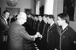 Incontro con una delegazione di allievi dell'Accademia navale di Livorno, in servizio di Guardia d'Onore al Palazzo del Quirinale