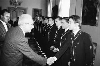 Incontro con una delegazione di allievi dell'Accademia navale di Livorno, in servizio di Guardia d'Onore al Palazzo del Quirinale