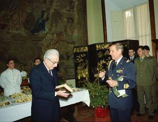 Visita alle Caserme della Polizia di Stato, Carabinieri e Carabinieri Guardie del Presidente