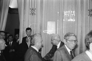 Il Presidente della Repubblica Francesco Cossiga riceve la visita Antigono Donati, presidente dell'Associazione amici dell'Accademia dei Lincei, con i componenti del Comitato direttivo e alcuni esponenti dell'Associazione