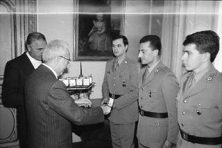 Incontro con una delegazione di allievi della Scuola sottufficiali della Guardia di Finanza, in servizio di Guardia d'Onore al Palazzo del Quirinale