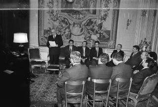 Il Presidente della Repubblica Francesco Cossiga riceve la visita dell'on. Ivo Butini, sottosegretario di Stato all'industria, commercio e artigianato, con Giacinto Urso, presidente dell'Amministrazione provinciale di Lecce, la giunta e i capigruppo consiliari