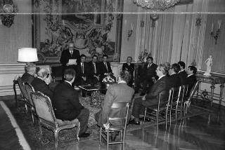 Il Presidente della Repubblica Francesco Cossiga riceve la visita dell'on. Ivo Butini, sottosegretario di Stato all'industria, commercio e artigianato, con Giacinto Urso, presidente dell'Amministrazione provinciale di Lecce, la giunta e i capigruppo consiliari