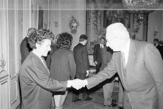 Il Presidente della Repubblica Francesco Cossiga riceve la visita Enrico Randone, presidente delle Assicurazioni Generali, con gli esponenti della Compagnia e una rappresentanza del Circolo nautico della Società